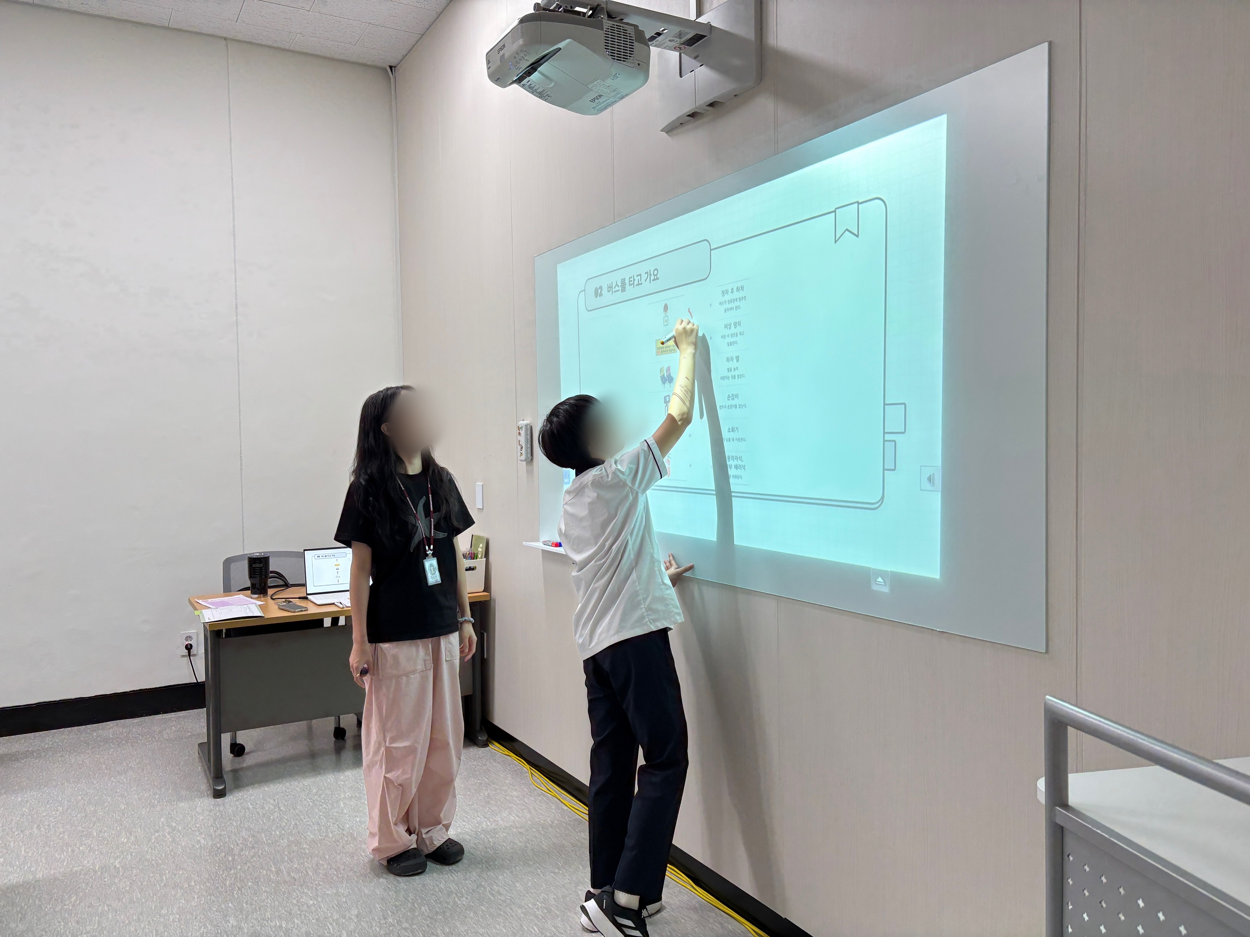 1759119109.71FgDcLNDInT 2.jpg