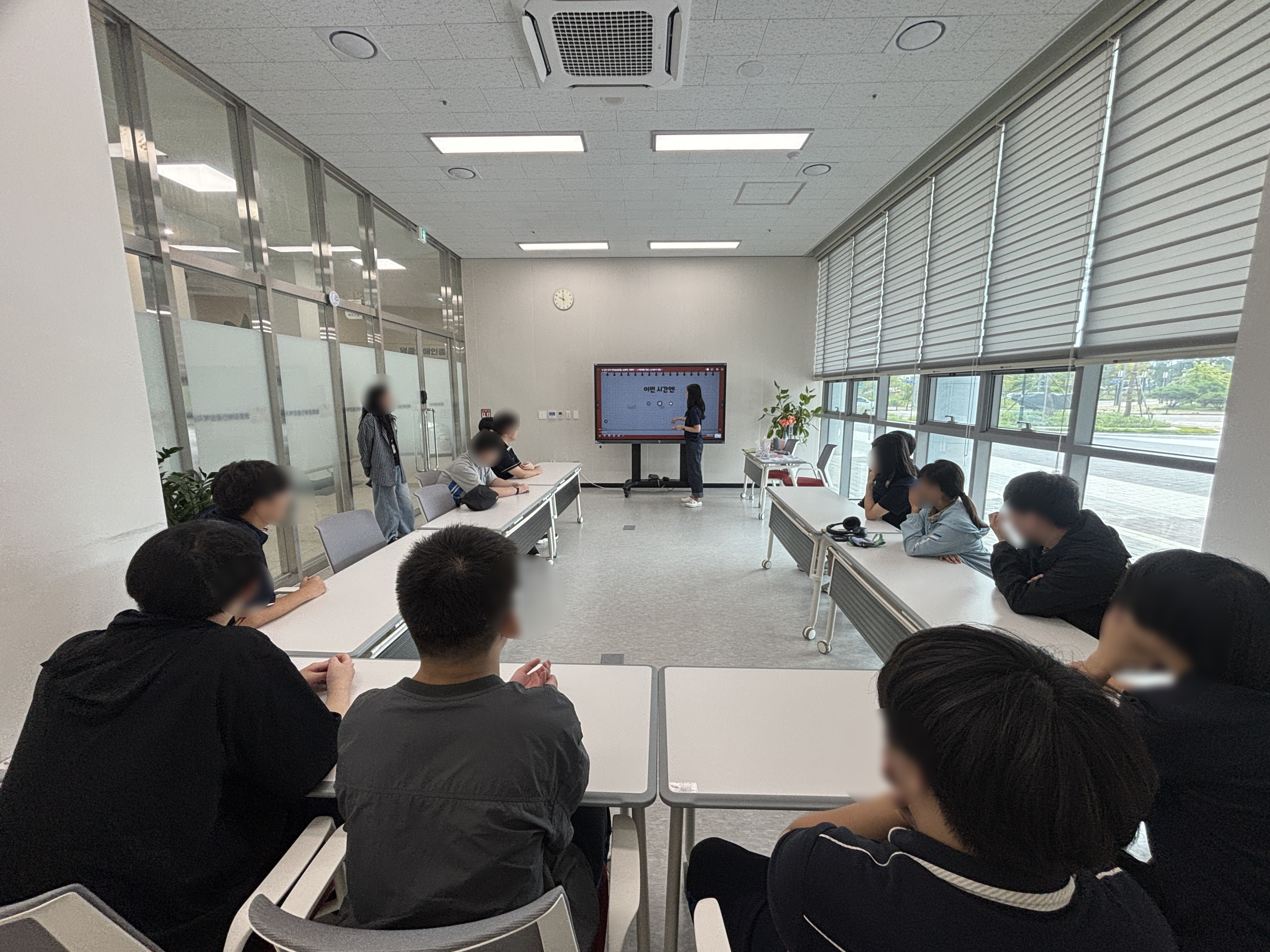 1760071840.52LQRoHAgswU1 1.png