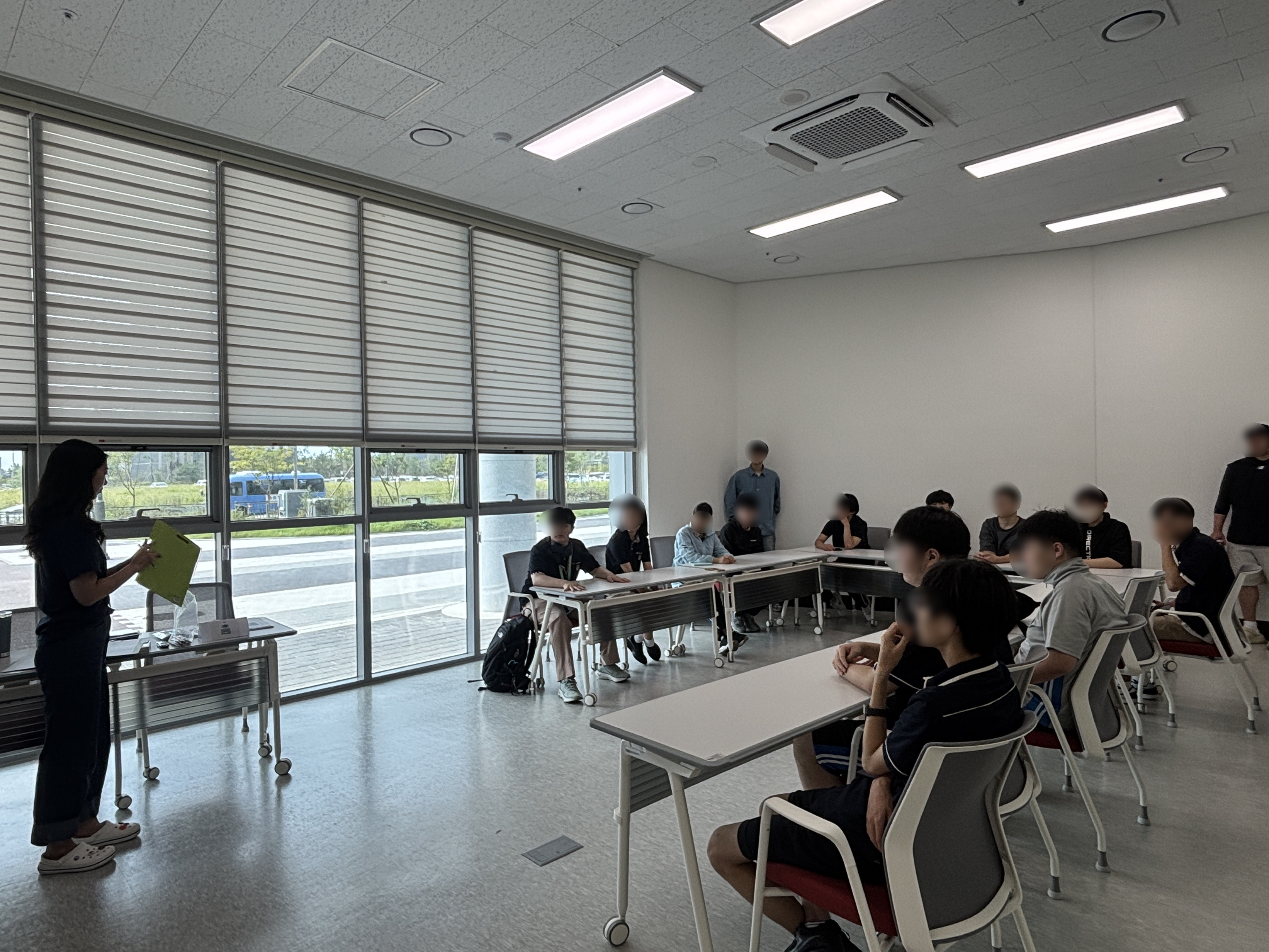 1760071840.54ITRgXYTRzI1 2.png