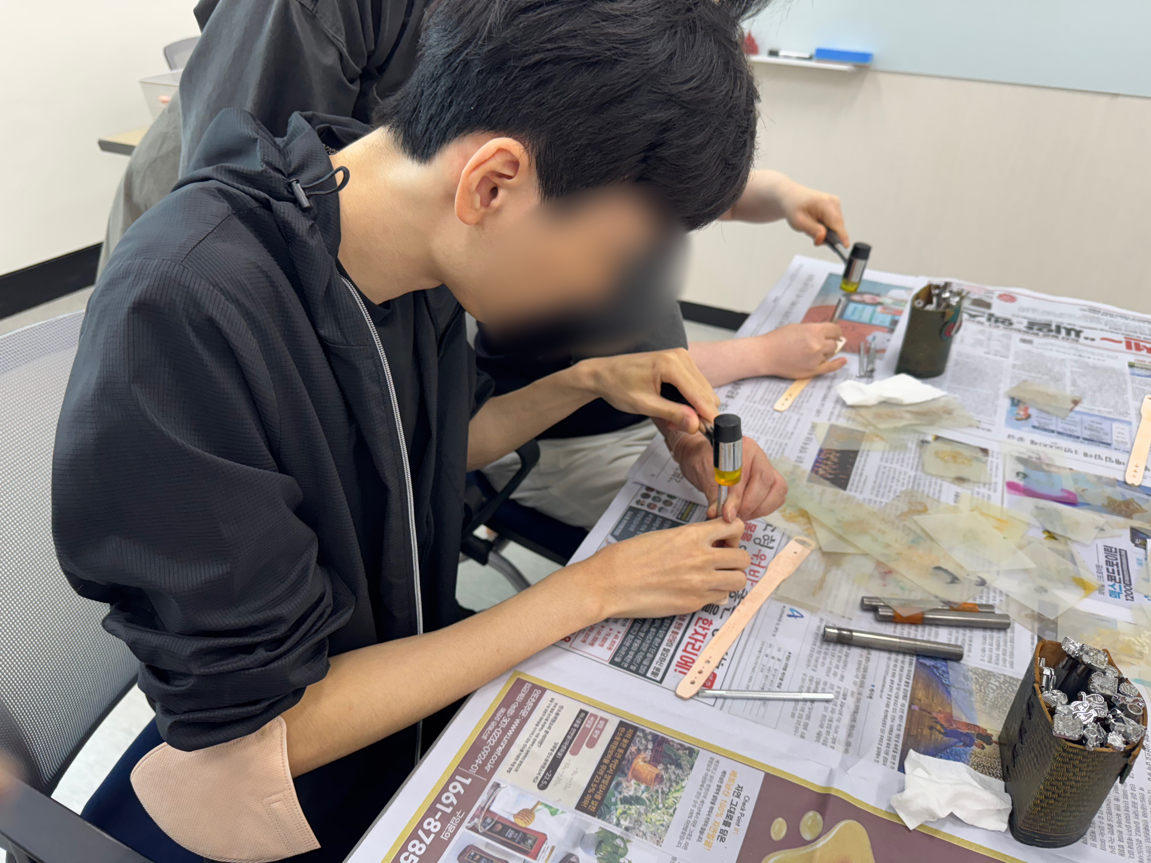 1760406522.03gJqaleGREs 3 1.jpg